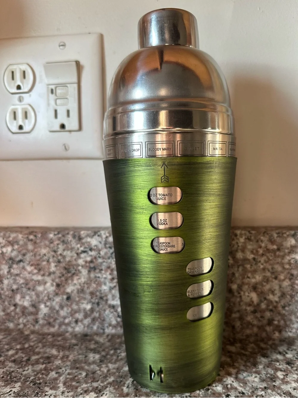 Green Recipe Cocktail Shaker